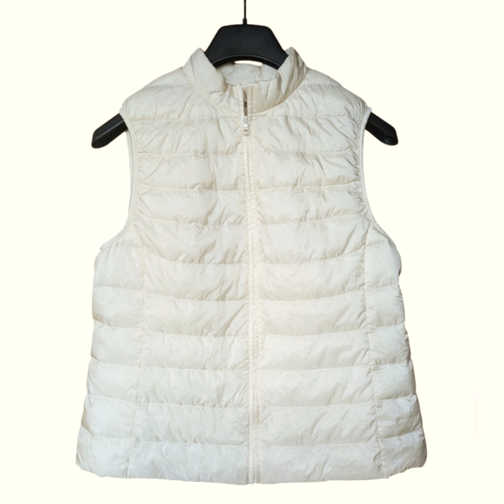 Uniqlo Women's White HeatTech Puffer Vest